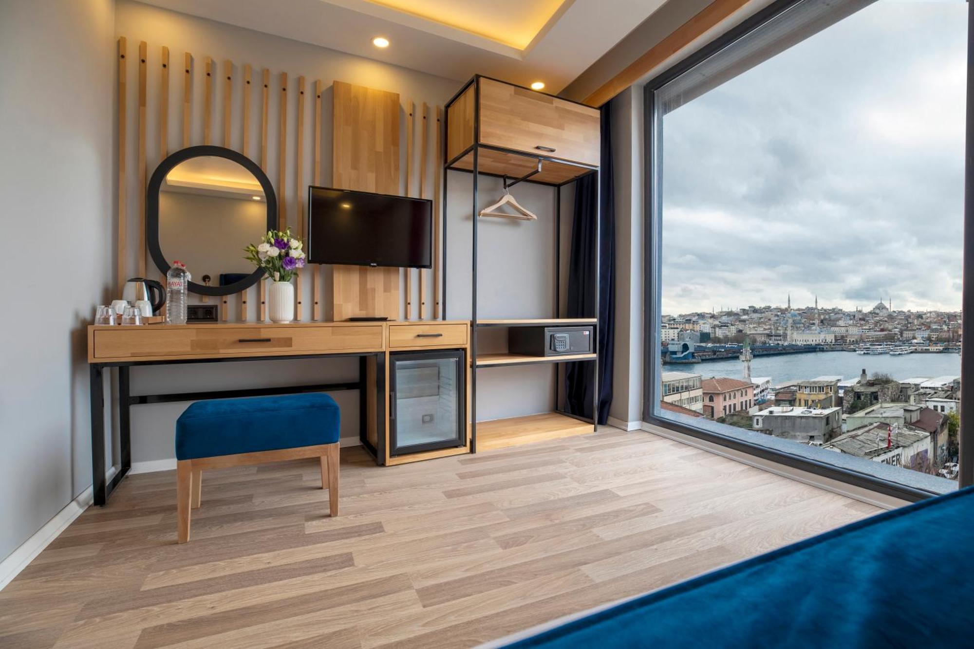 Union Hotel Karakoey Istanbul Bagian luar foto