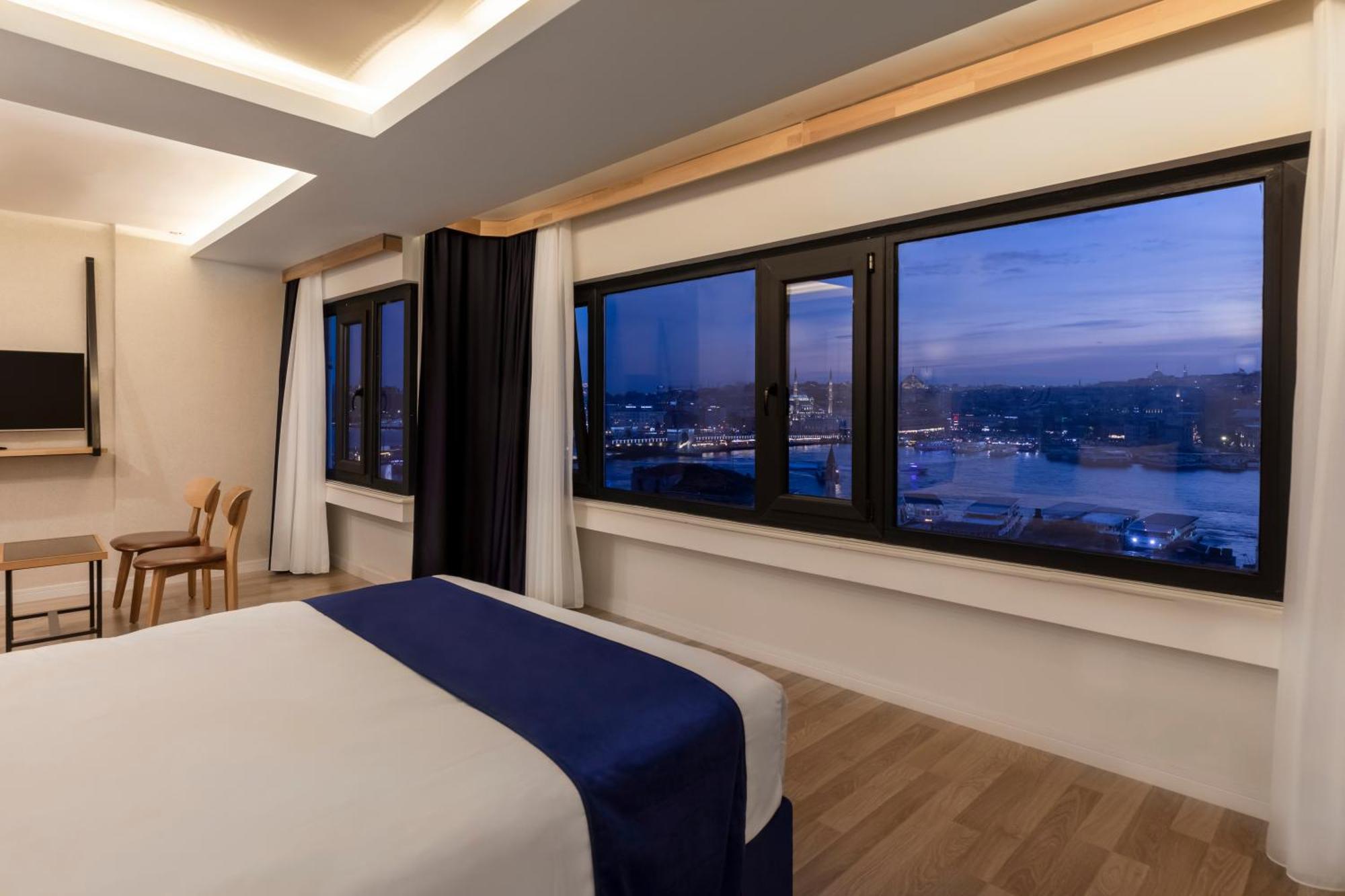 Union Hotel Karakoey Istanbul Bagian luar foto