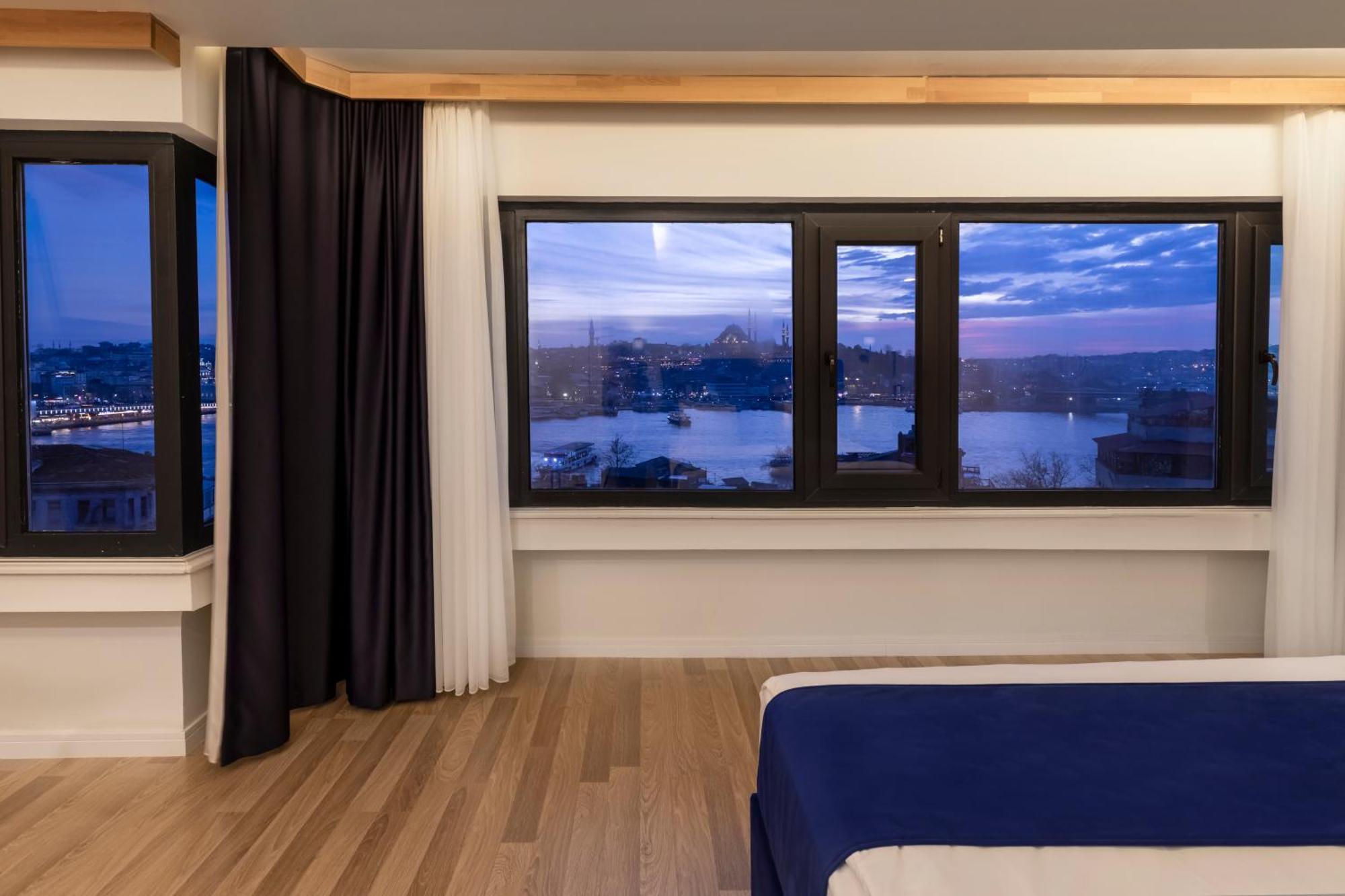 Union Hotel Karakoey Istanbul Bagian luar foto